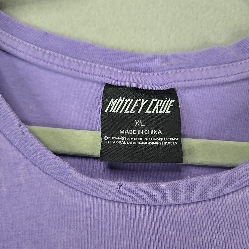 Motley Crue T-Shirt Men’s XL Sz Purple Girls Girls Girls 1987 Tour Graphic Tee - Picture 7 of 12